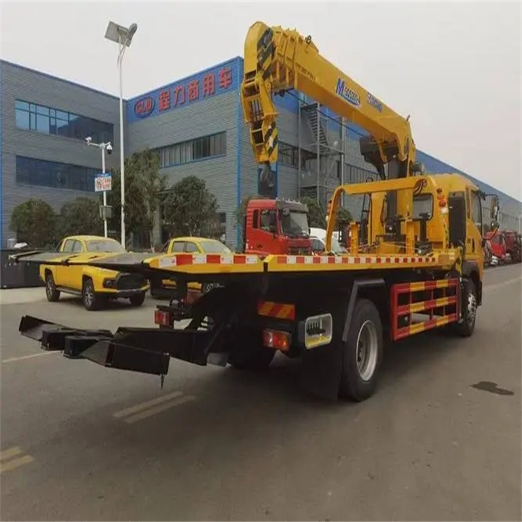 万宁附近小随车吊出租电话，轻松解决搬运烦恼